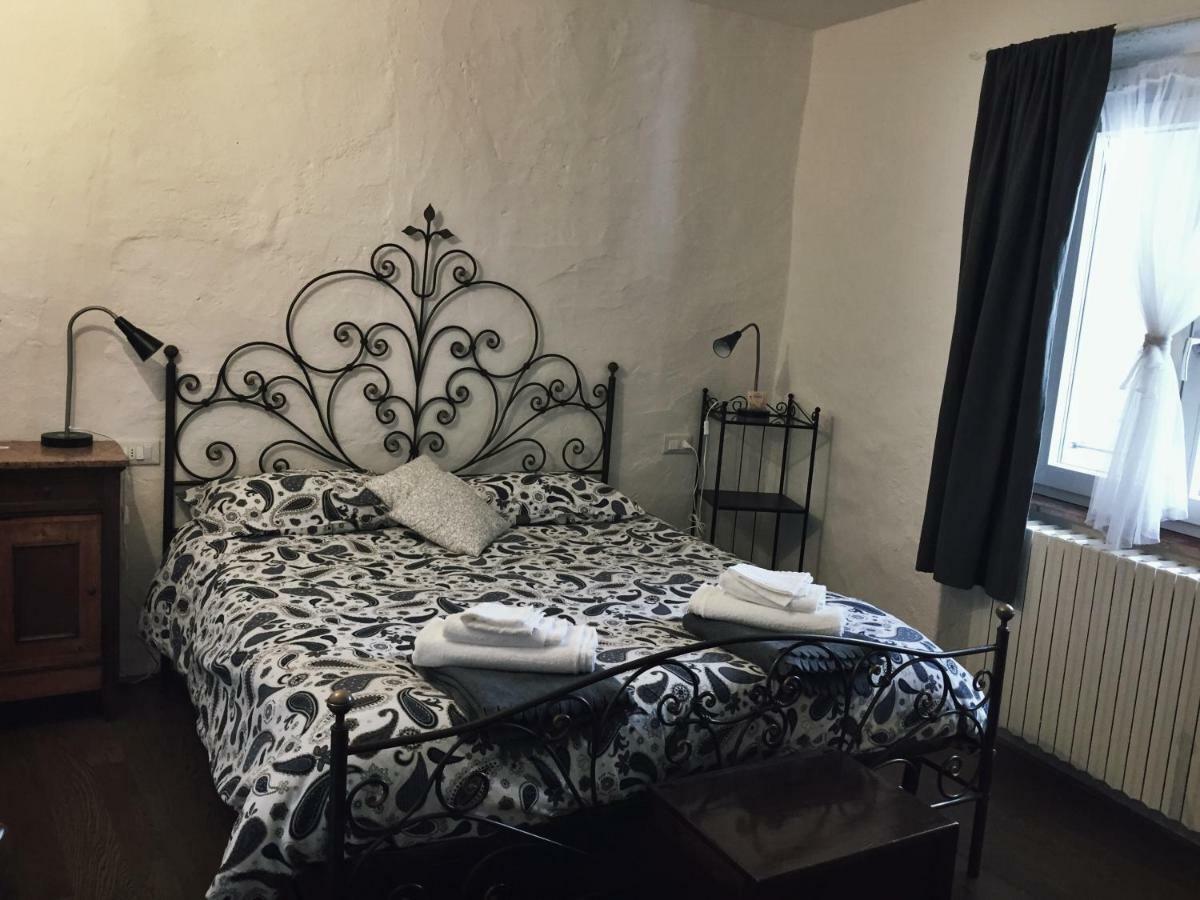 Pilzone Casa Del Nespolo Bed & Breakfast エクステリア 写真
